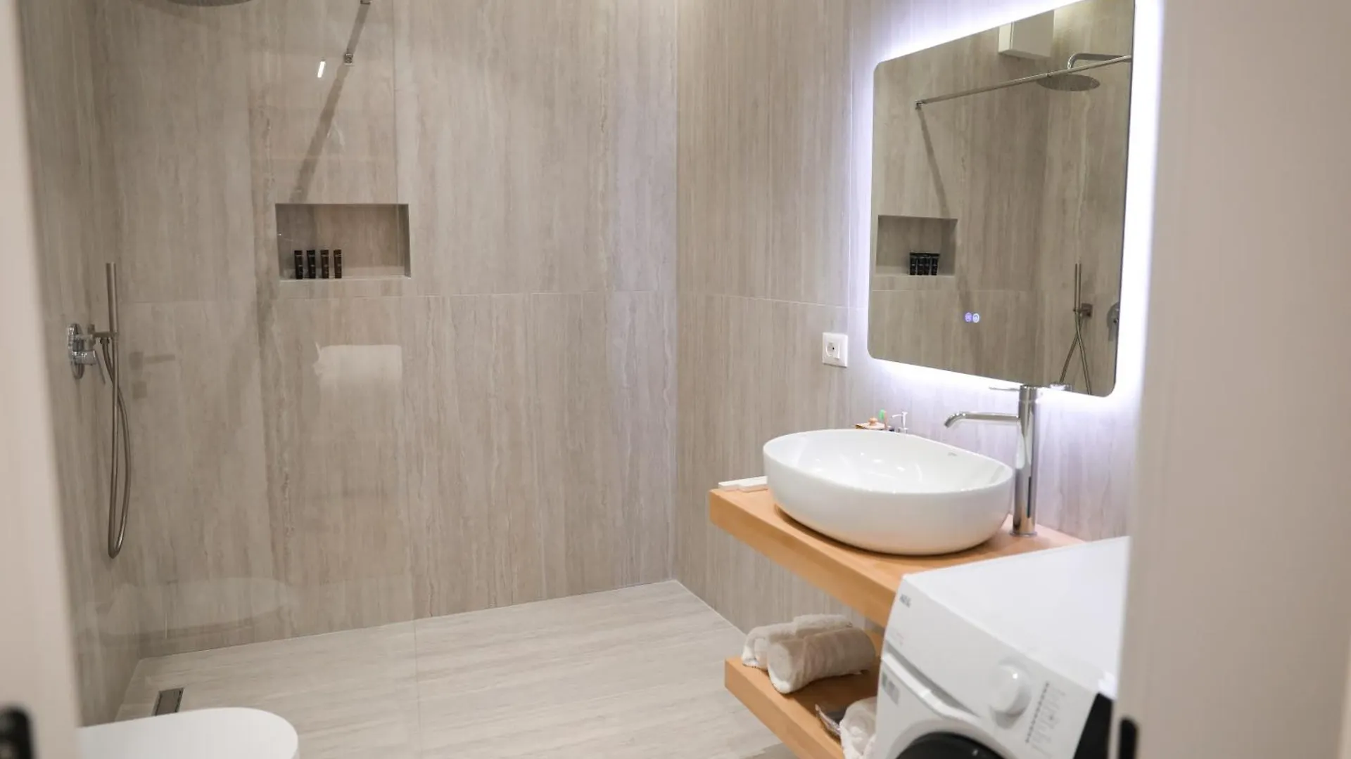 Apartment Eli Luxury Home Tirana