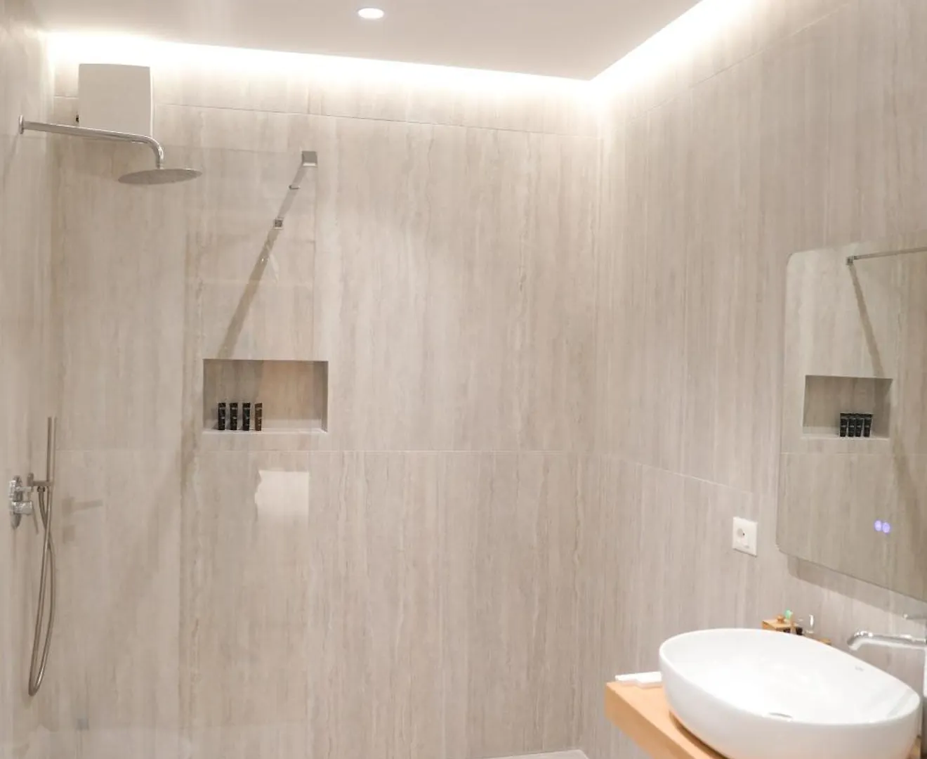 Apartment Eli Luxury Home Tirana