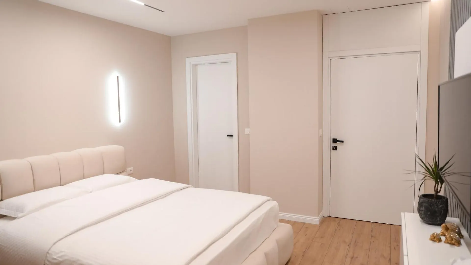 Eli Luxury Home Tirana Albania