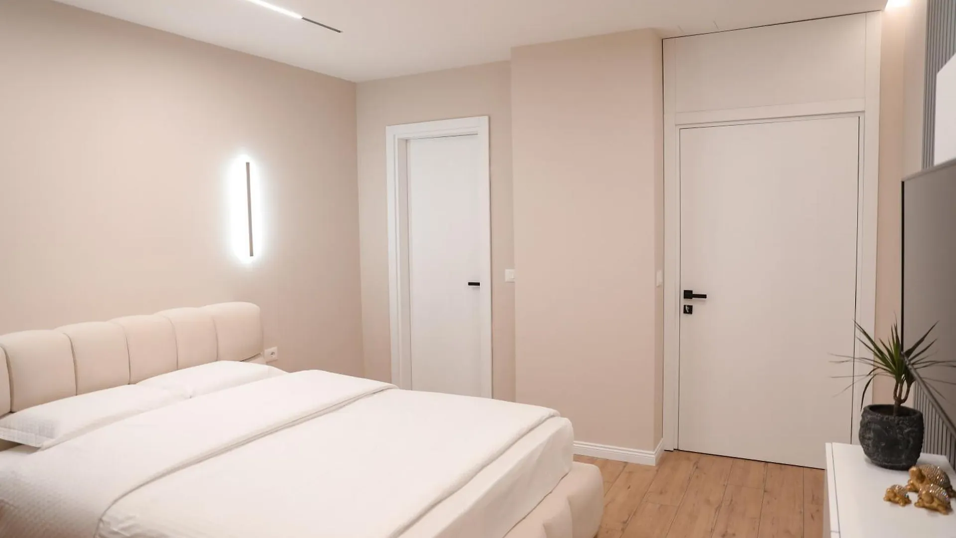 Eli Luxury Home Tirana Apartment