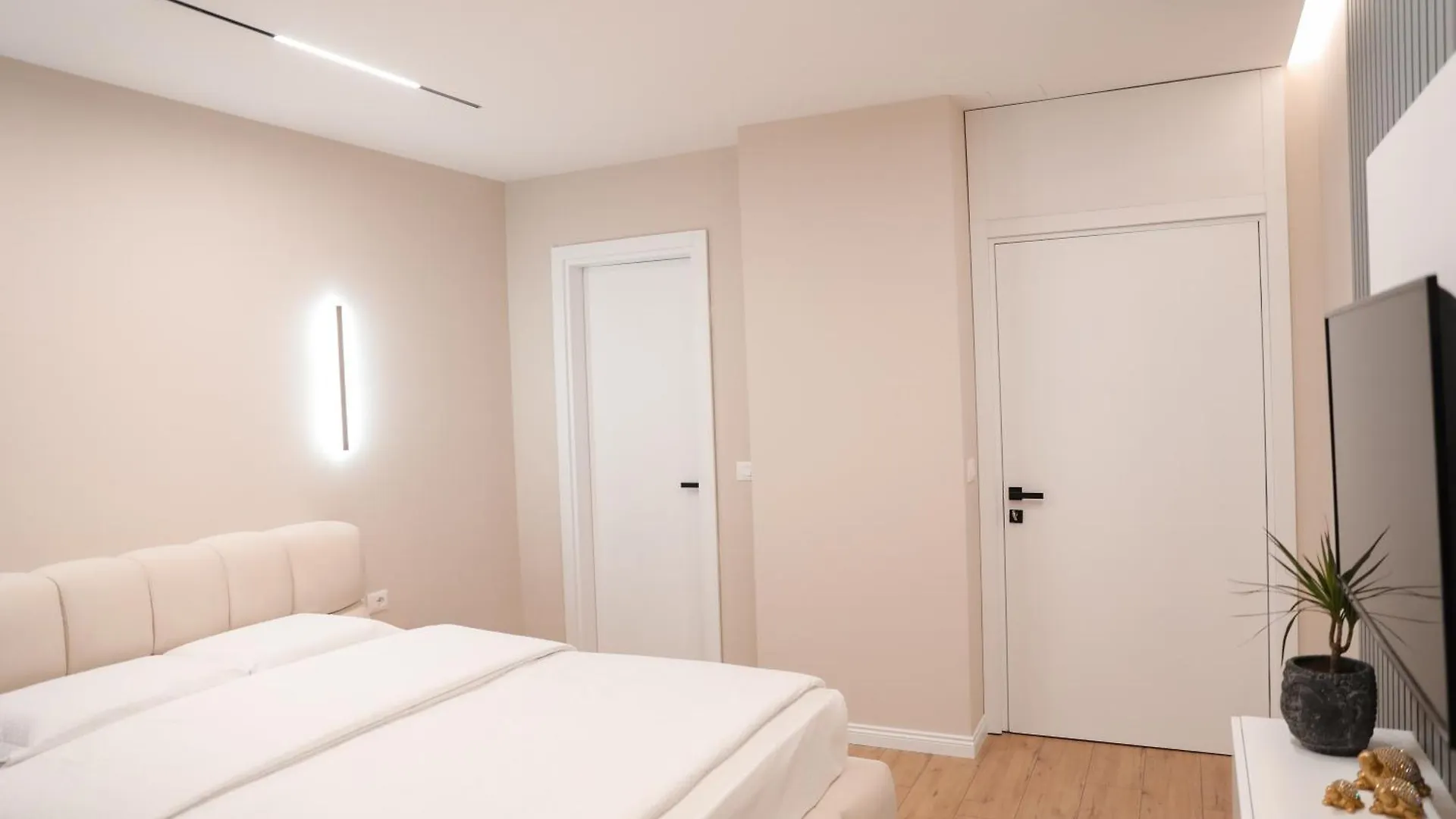 Eli Luxury Home Tirana